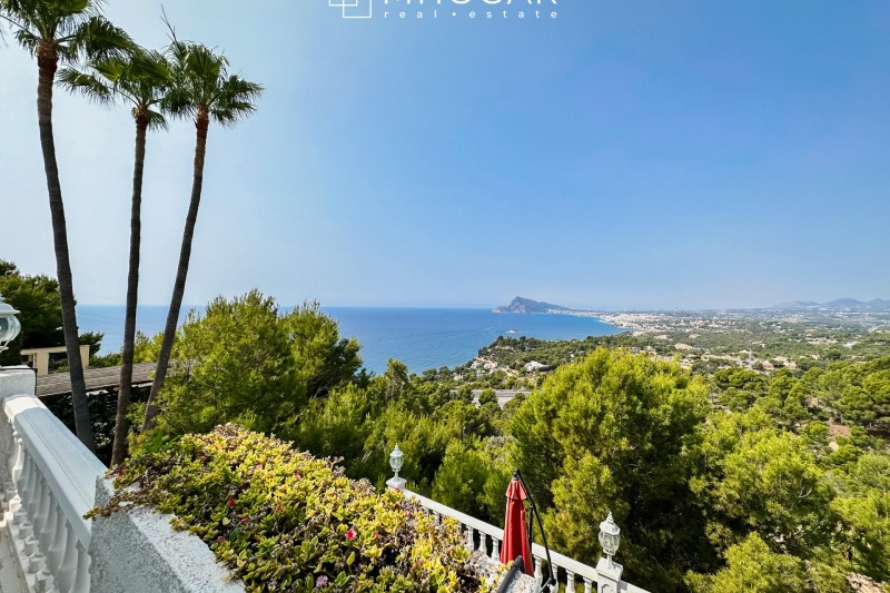 Altea - Villa con magnificas vistas al mar y la bahia de Altea